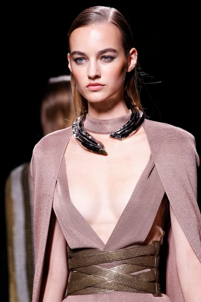 Look 84